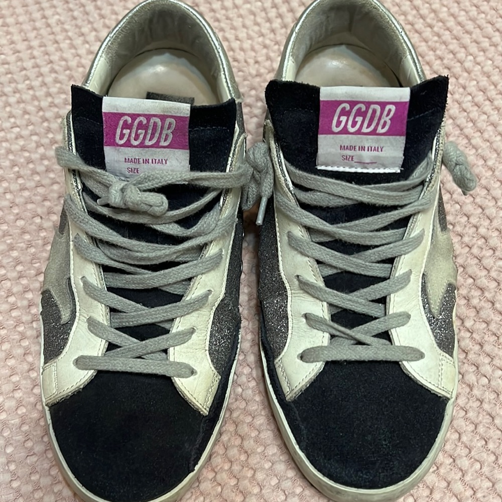 Golden Goose Superstar size 7